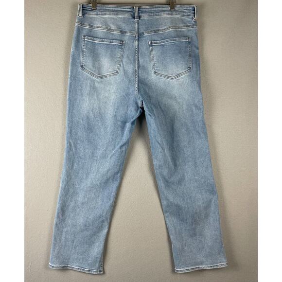 Universal Standard Straight Jeans Womens 14 Lightwash High Rise Faded NWT - Picture 11 of 16
